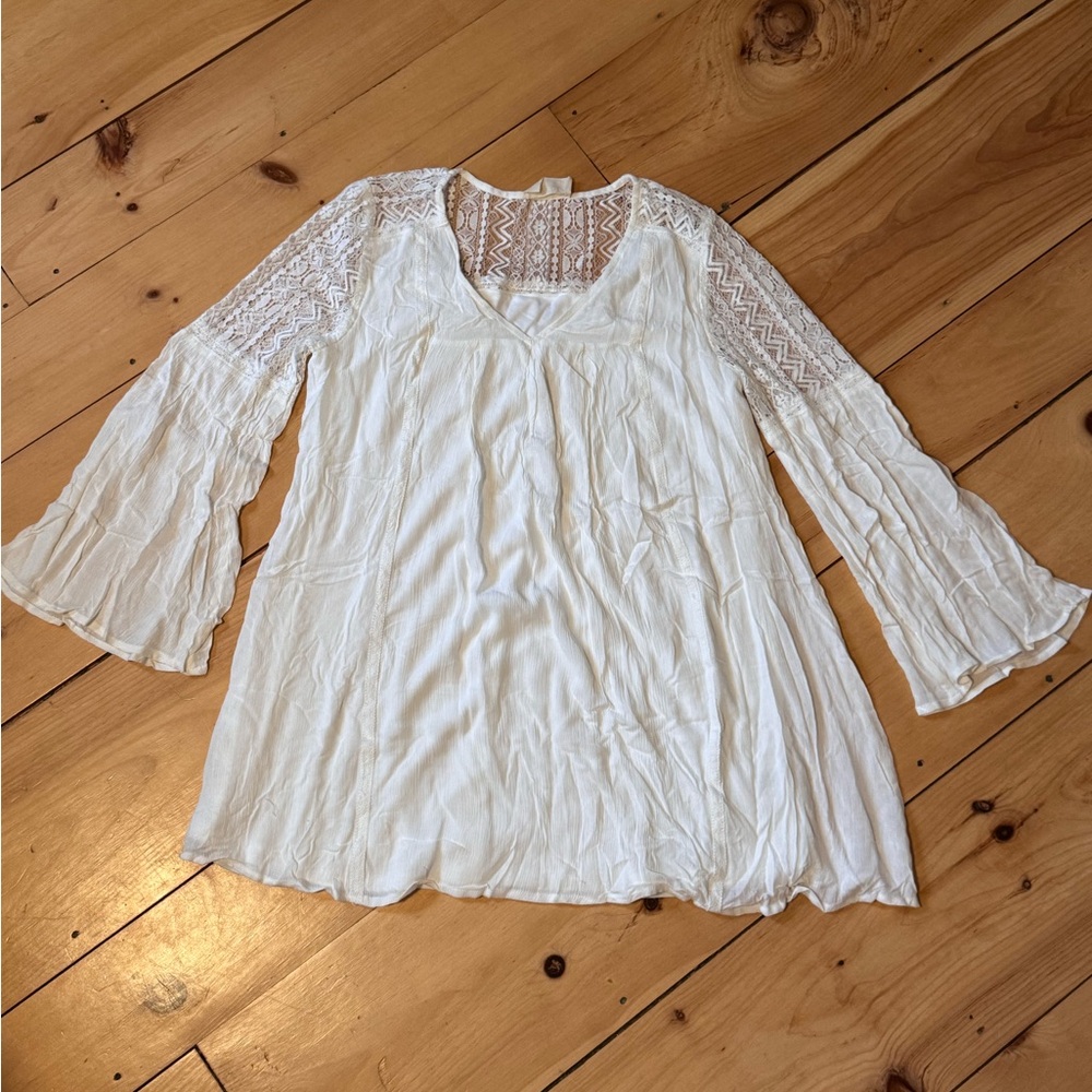 Elegant White Lace Mini Dress